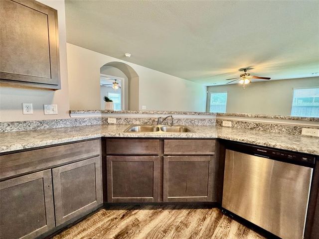 2810 E Pittsburg Street, Broken Arrow, OK 74014