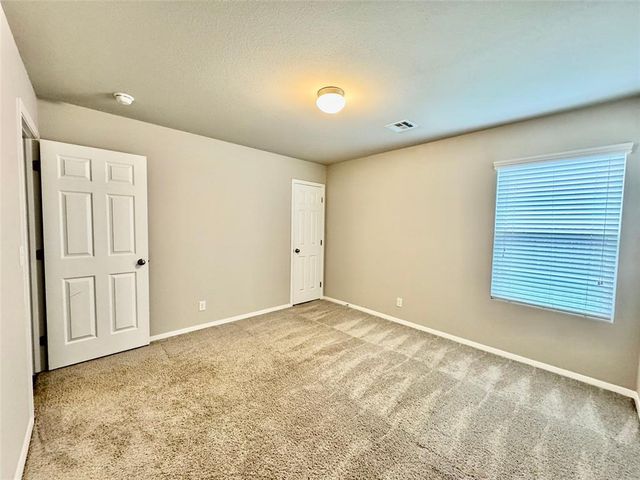 2810 E Pittsburg Street, Broken Arrow, OK 74014