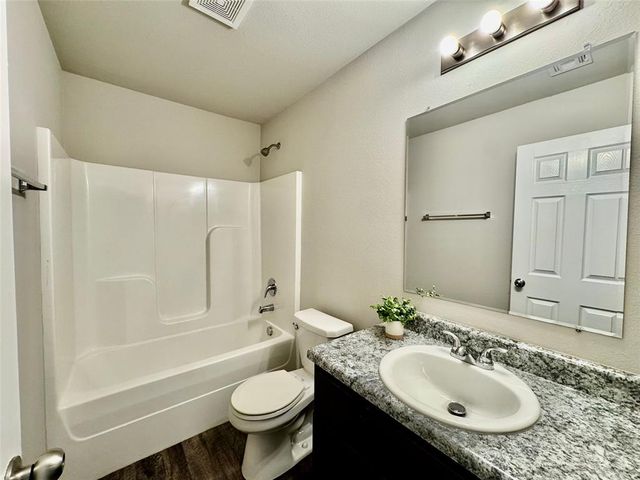 2810 E Pittsburg Street, Broken Arrow, OK 74014