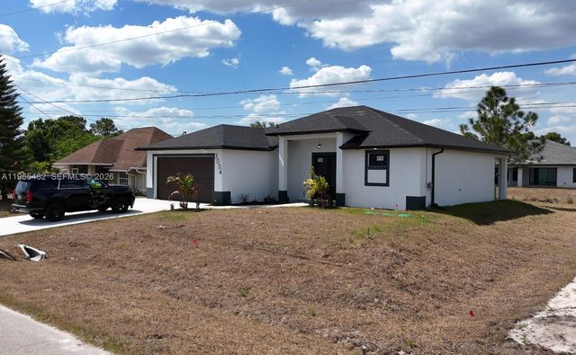 3004 4TH ST W, Lehigh Acres, FL 33976