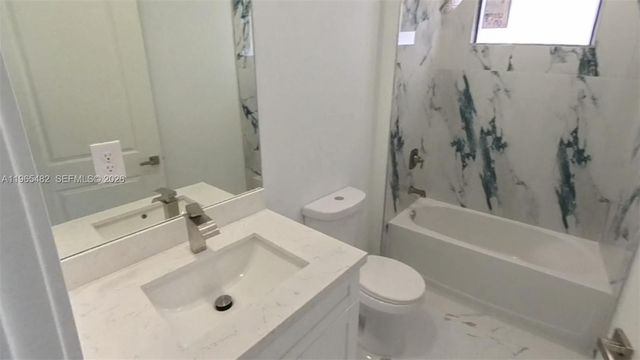 3004 4TH ST W, Lehigh Acres, FL 33976