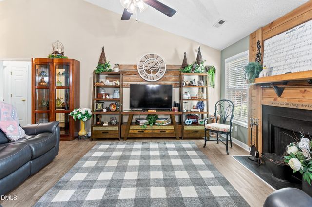 651 Huntingdon Street, Elon, NC 27244