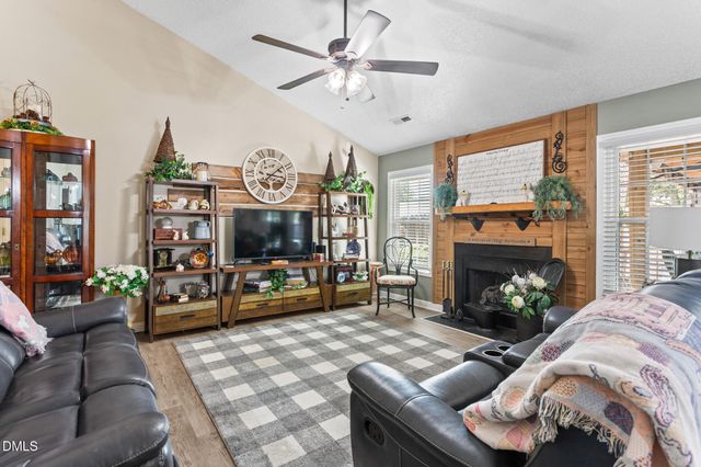 651 Huntingdon Street, Elon, NC 27244