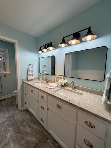 2290 Grandview Dr, W, Lawrenceburg, TN 38464