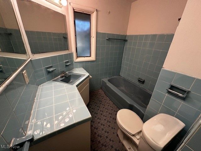 6248 S Woodlane Drive, Mayfield Village, OH 44143