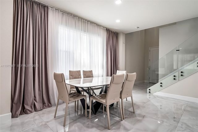 4566 Ficus St, Hollywood, FL 33021