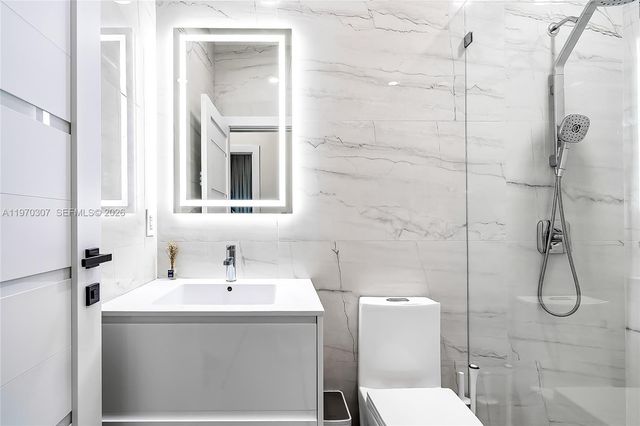 4566 Ficus St, Hollywood, FL 33021