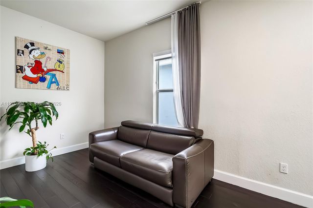 4566 Ficus St, Hollywood, FL 33021