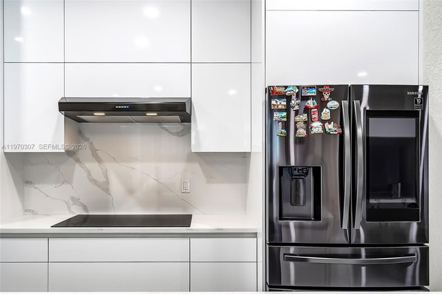 4566 Ficus St, Hollywood, FL 33021