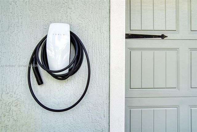 4566 Ficus St, Hollywood, FL 33021