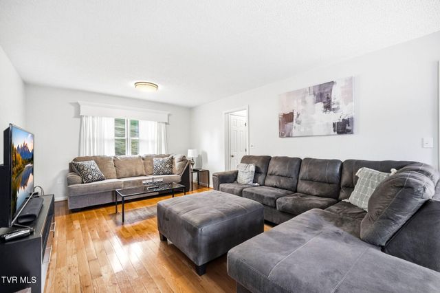 340 Lewis Lane, Kingsport, TN 37660