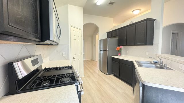 6818 Hampden Point Court, Houston, TX 77040