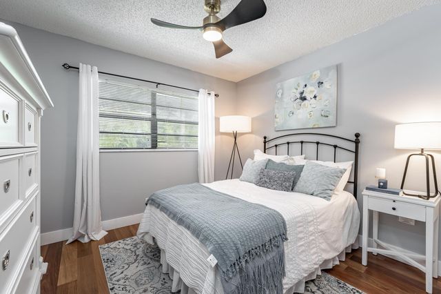 563 NE 7th Avenue, Fort Lauderdale, FL 33301