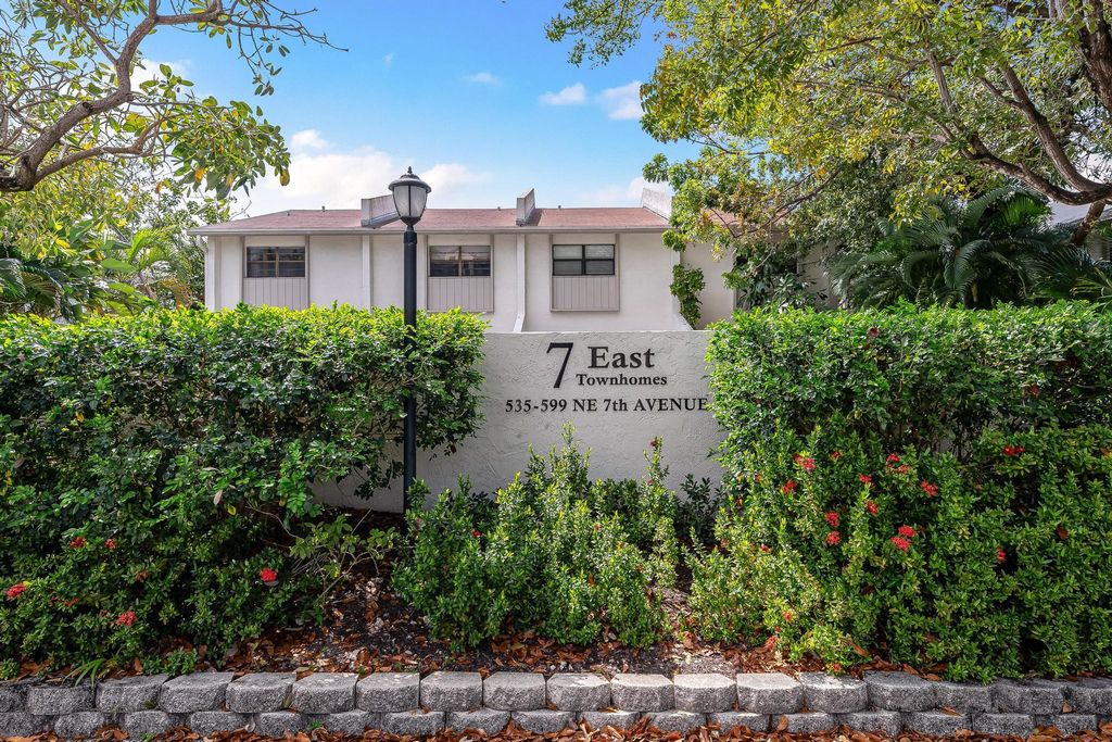 563 NE 7th Avenue, Fort Lauderdale, FL 33301