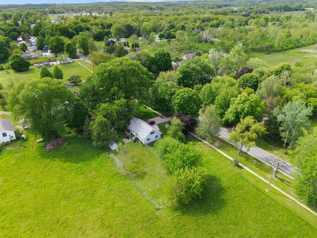 5641 E Orchard Street, Delton, MI 49046