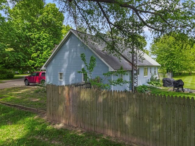 5641 E Orchard Street, Delton, MI 49046