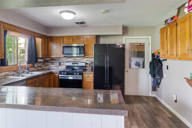 5641 E Orchard Street, Delton, MI 49046