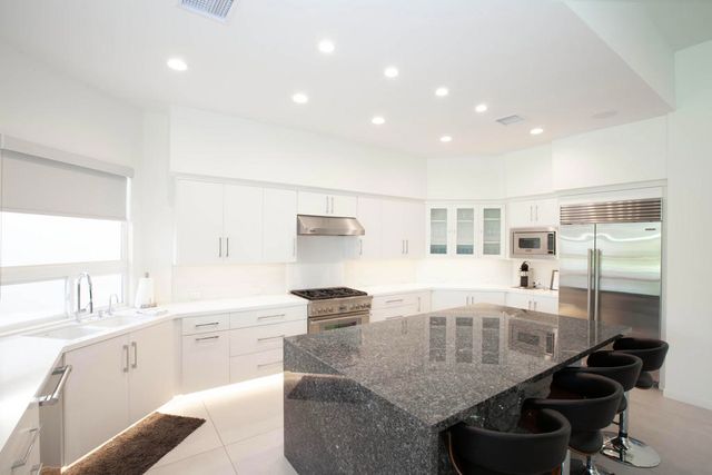 79030 ViA San Clara, La Quinta, CA 92253