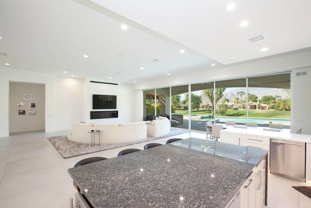 79030 ViA San Clara, La Quinta, CA 92253