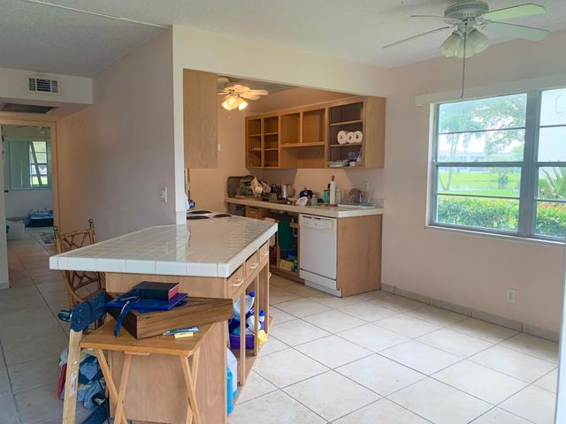 1040 NEWPORT H 1040, Deerfield Beach, FL 33442