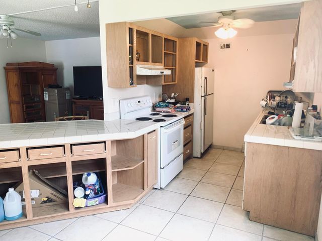 1040 NEWPORT H 1040, Deerfield Beach, FL 33442