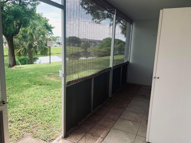 1040 NEWPORT H 1040, Deerfield Beach, FL 33442