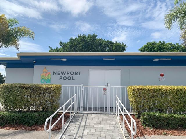 1040 NEWPORT H 1040, Deerfield Beach, FL 33442