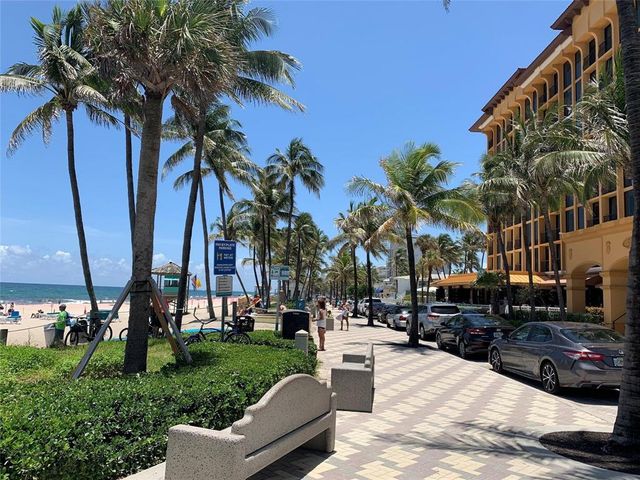 1040 NEWPORT H 1040, Deerfield Beach, FL 33442