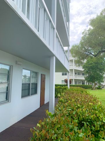 1040 NEWPORT H 1040, Deerfield Beach, FL 33442