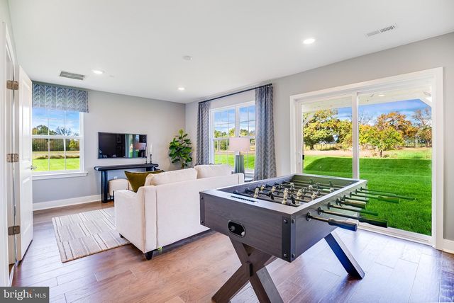 147 ADA HIGHTOWER AVE, Pennington, NJ 08534