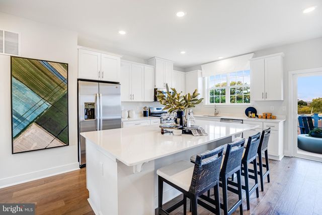 147 ADA HIGHTOWER AVE, Pennington, NJ 08534