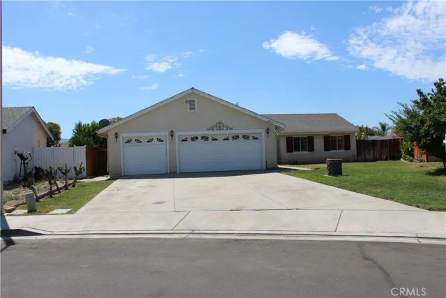 42933 Woodside Court, Hemet, CA 92544
