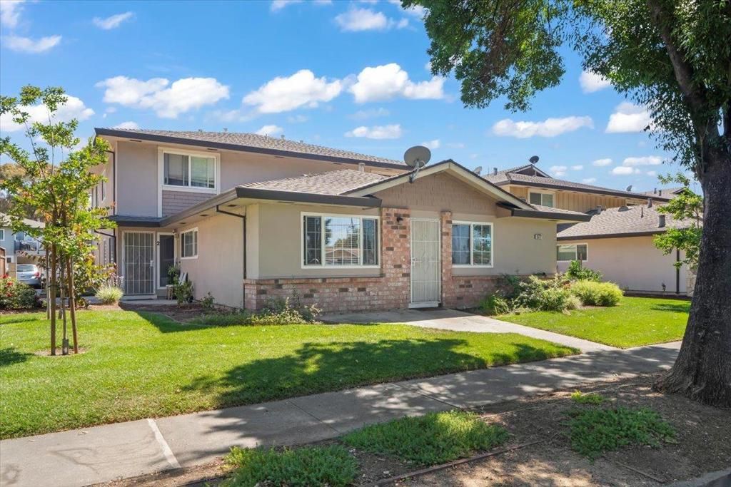 1372 Branham Lane 1, San Jose, CA 95118