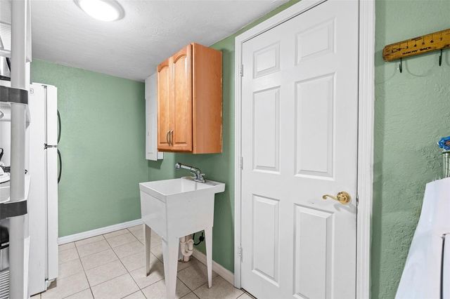195 CEDARWOOD DRIVE, Maitland, FL 32751