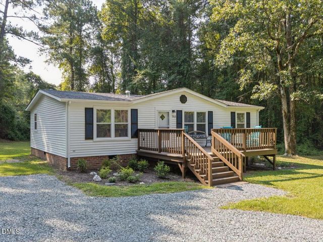 563 Rosser Pittman Road, Broadway, NC 27505