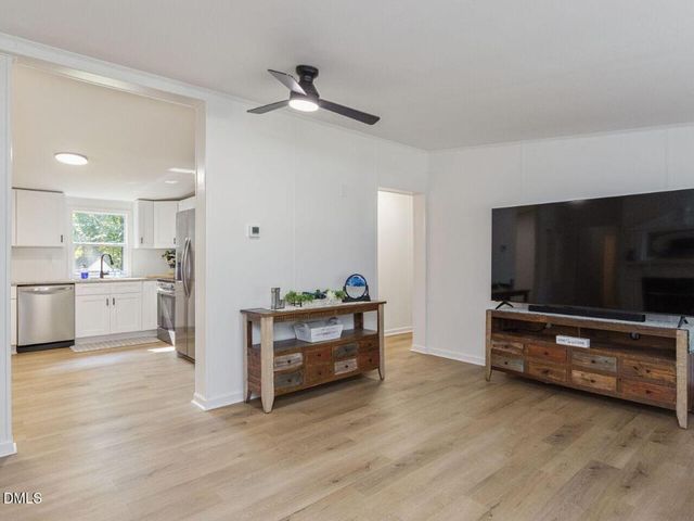 563 Rosser Pittman Road, Broadway, NC 27505