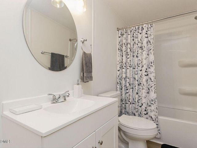 563 Rosser Pittman Road, Broadway, NC 27505