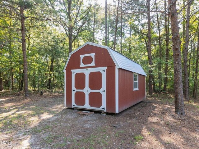 563 Rosser Pittman Road, Broadway, NC 27505