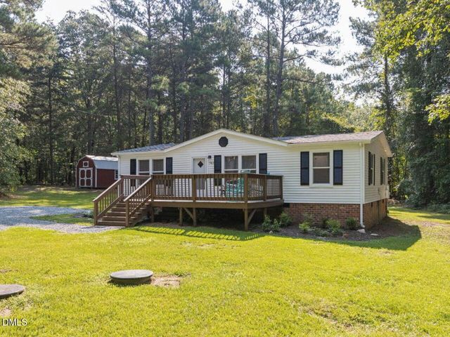 563 Rosser Pittman Road, Broadway, NC 27505