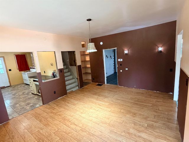 628 S ELM St, Spokane, WA 99204