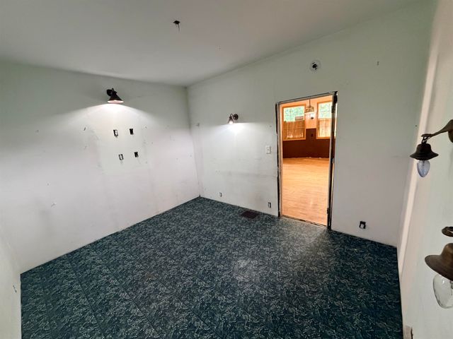 628 S ELM St, Spokane, WA 99204