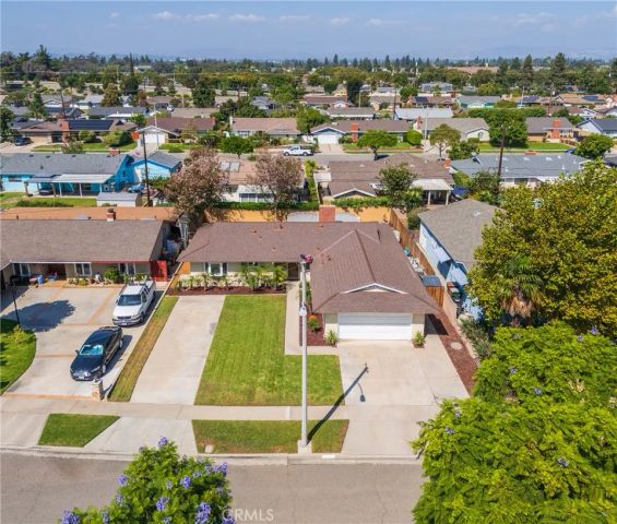 2741 E Viking, Anaheim, CA 92806