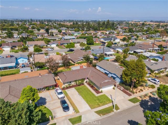 2741 E Viking, Anaheim, CA 92806