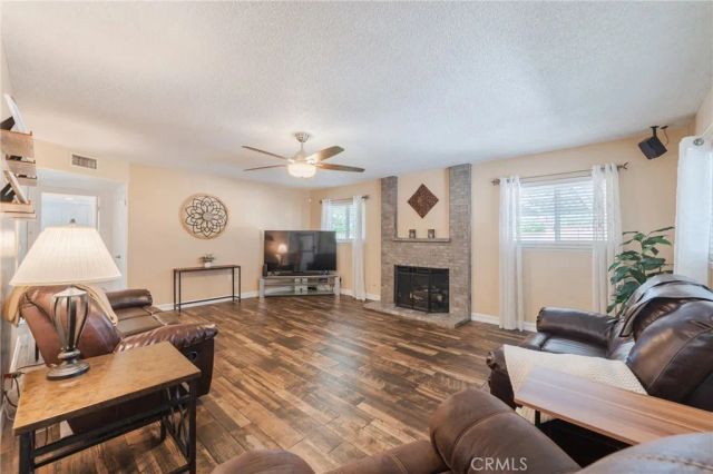 2741 E Viking, Anaheim, CA 92806