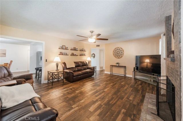 2741 E Viking, Anaheim, CA 92806