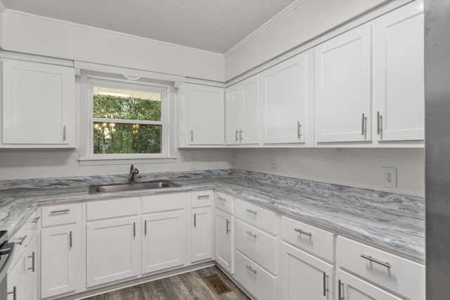 247 COUNTY ROAD 180 RD, Iuka, MS 38852