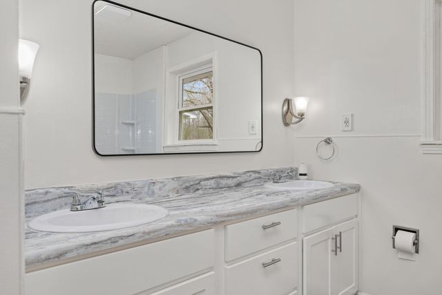 247 COUNTY ROAD 180 RD, Iuka, MS 38852