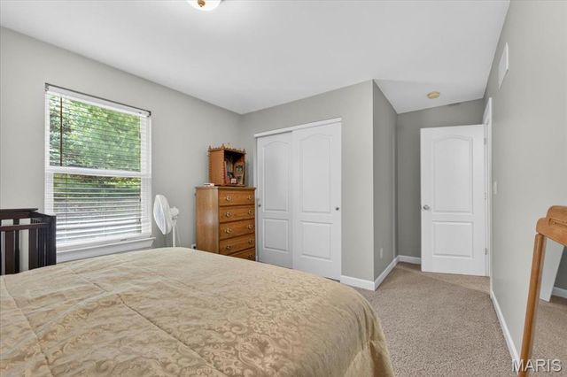 14 Loris Lane, St Charles, MO 63303