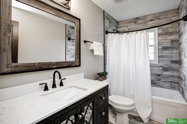2116 Fairview Road, Bellevue, NE 68123