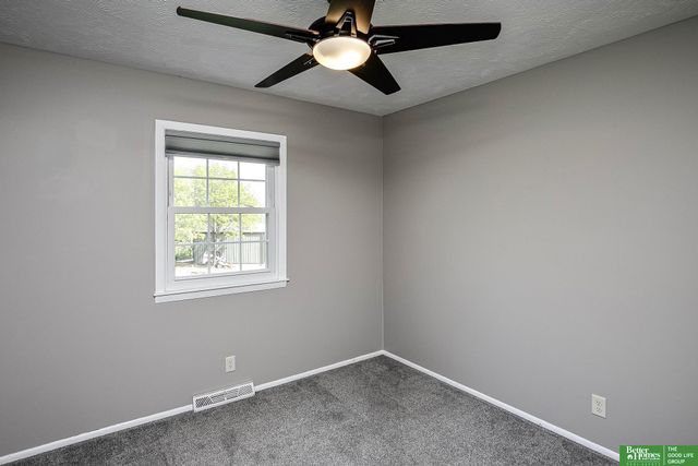 2116 Fairview Road, Bellevue, NE 68123